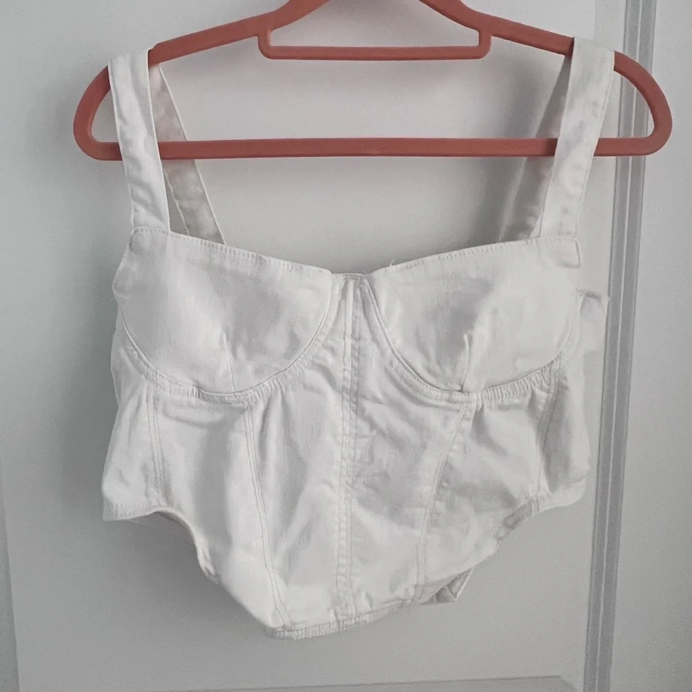 Zara Elegant White Crop Top - Picture 3 of 7